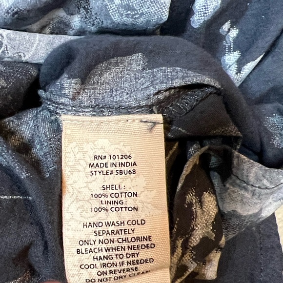 Soft Surroundings 2X Blue Floral Pintuck Cotton Blouse Roll Tab Sleeves - Picture 7 of 7